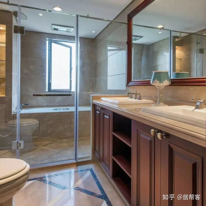 玻璃隔断装修效果图_个性展厅玻璃隔断装修效果图_客厅玻璃隔断装修