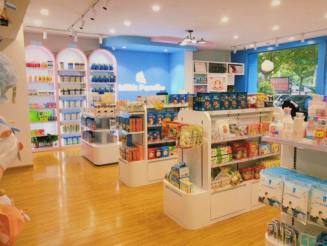 小型母婴店装修效果图_母婴用品店装修效果图_母婴店装修效果图