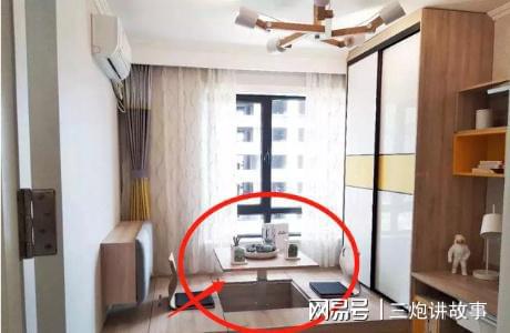 走入式衣柜 设计_走入式衣柜装修效果图_走入式衣柜移门