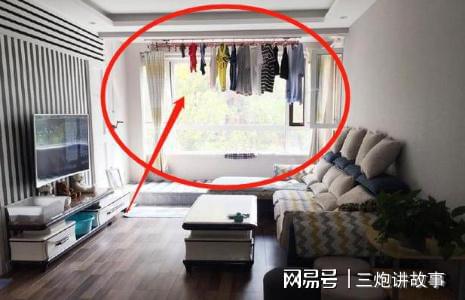 走入式衣柜装修效果图_走入式衣柜 设计_走入式衣柜移门