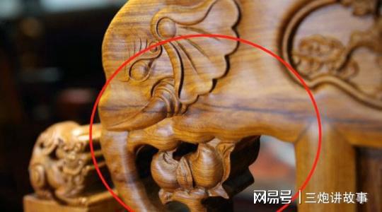 走入式衣柜移门_走入式衣柜 设计_走入式衣柜装修效果图
