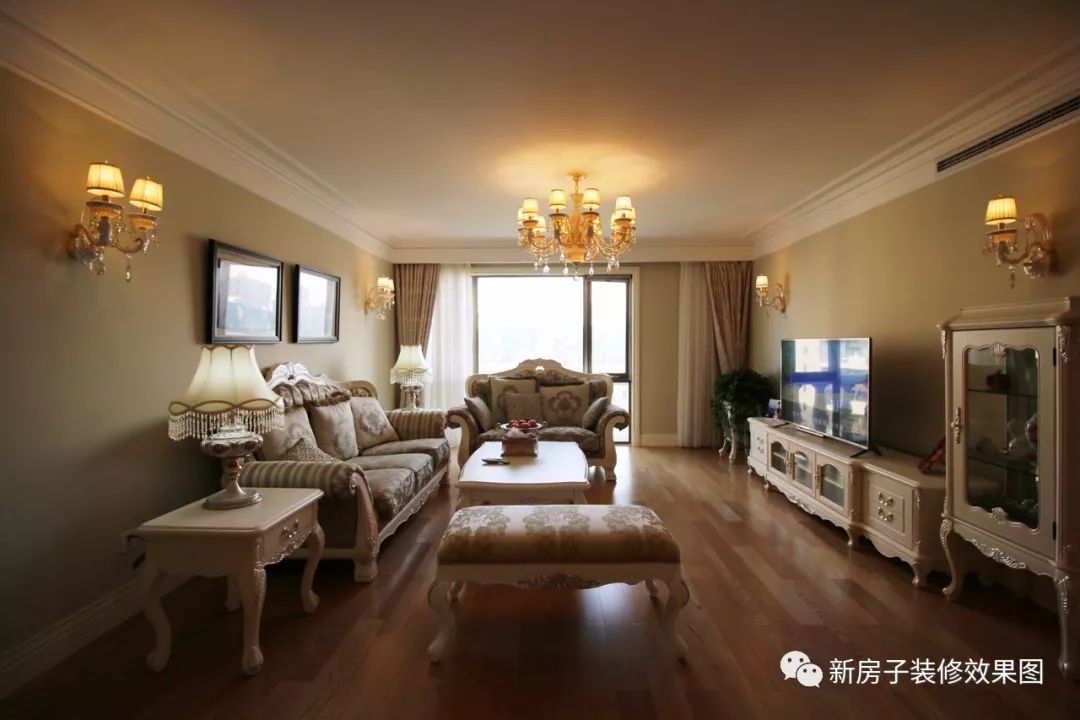客厅天花板装修效果图_房间装修效天花板果图_客厅天花板装修效果图