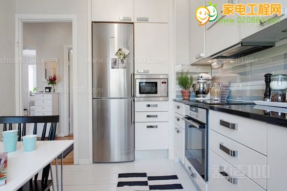阳台厨房装修效果图小户型_小户型厨房装修图_小户型厨房装修效果图