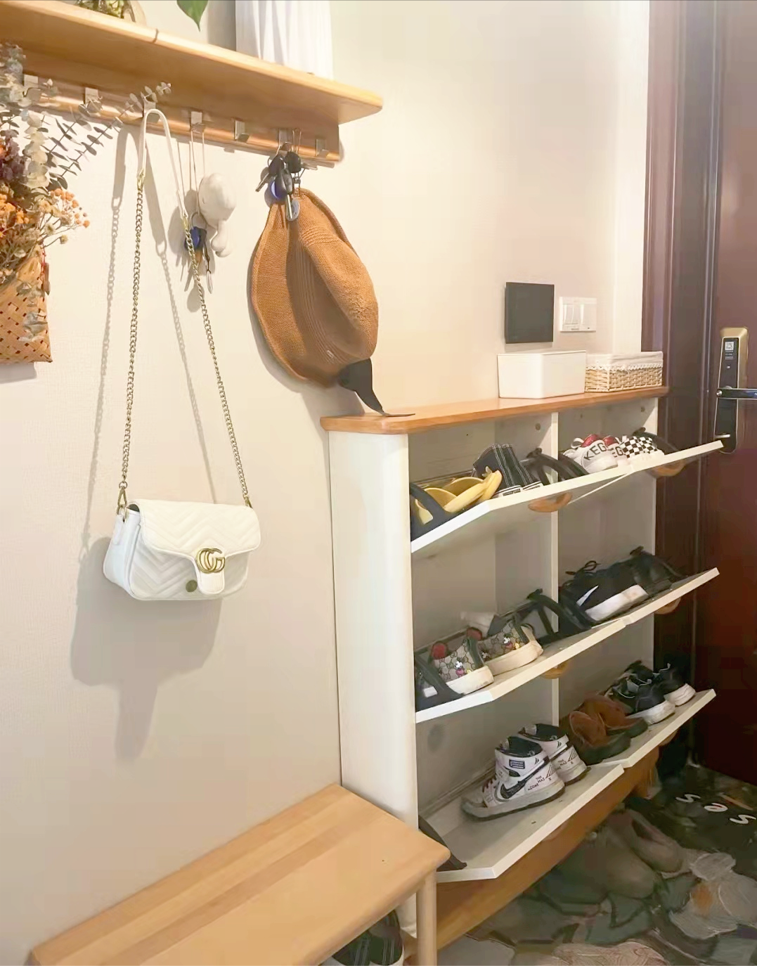 简单客厅装修图片效果图_简单装修图片_台球厅简单装修图片