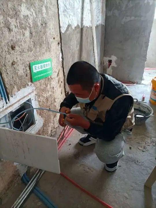 建筑灭火器配置验收及检查规范word格式_建筑装饰装修工程质量验收规范_工程装修验收