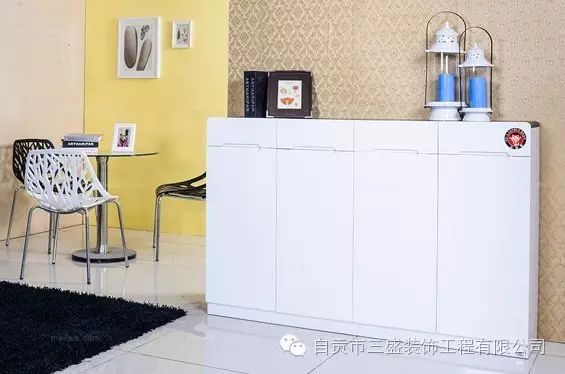进门客厅玄关鞋柜装修效果图_进门鞋柜装修效果图_进门靠墙鞋柜效果图片