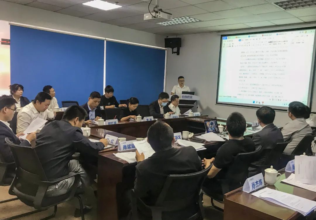 合同评审表范本_装修师傅不按合同装修_装修合同范本