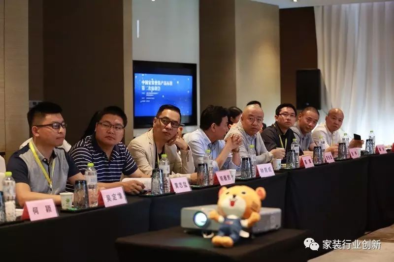 咖啡厅装修效果图 设计_上海装修展会春亭设计棒_青岛装修设计
