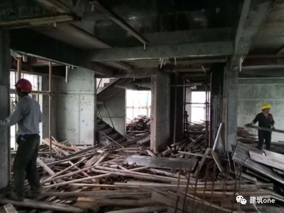 弱电施工组织设计方案_篮球场施工组织课程设计_装修工程施工组织设计