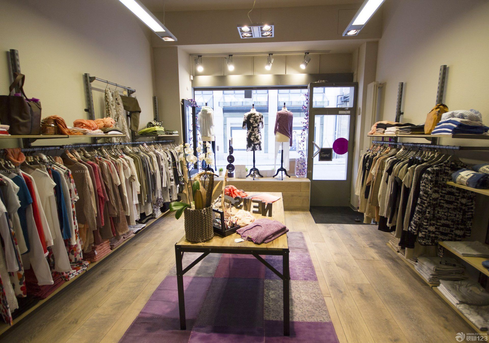 小苍服装淘宝店_小服装店装修_服装淘宝店装修素材